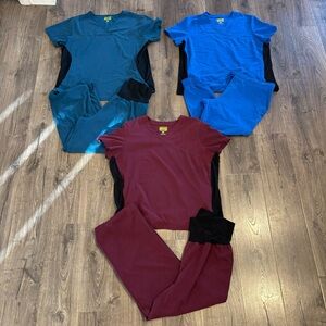 AVE by Medline Colorful Women’s Scrub Sets 3 Tops 2XL 3 Bottoms XL Petite
